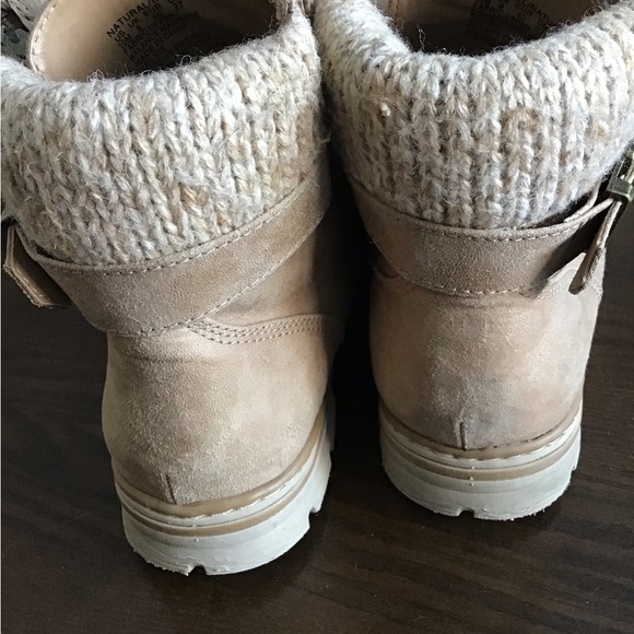 Womens Cliffs by White Mountain Laceup Boots - Picture 4 of 6